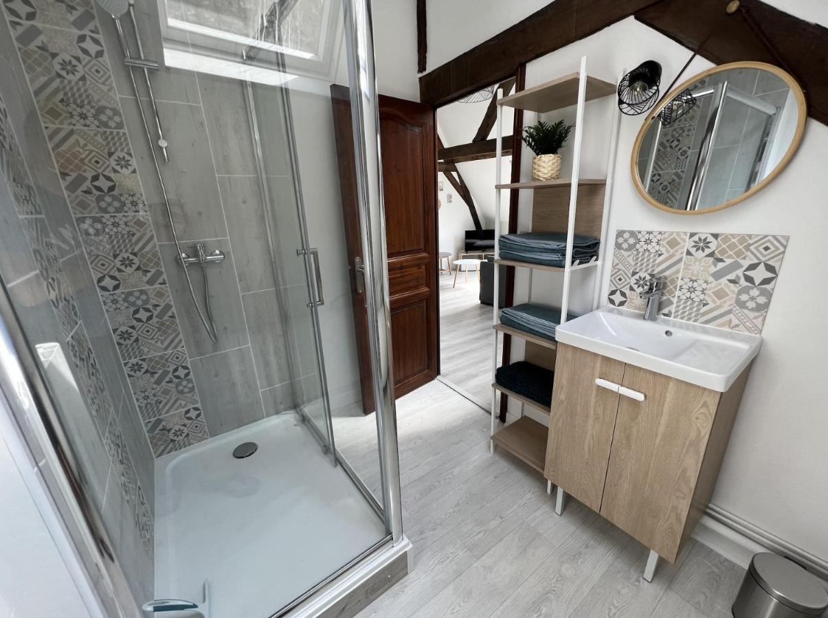 Appartement Le Saint Haut Centre Ville A Saint-Omer Exteriör bild